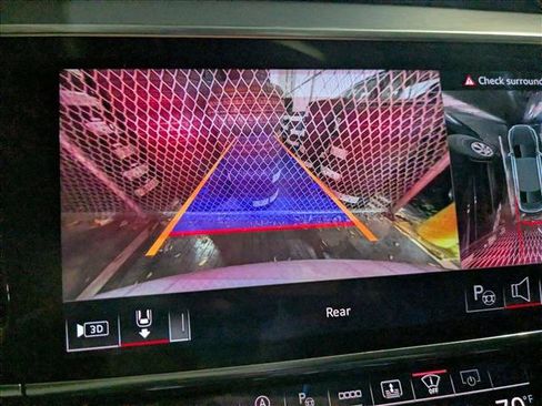 Used 2025 Audi S8 image 12