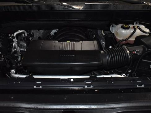 Used 2023 Chevrolet Silverado 1500 High Country w/ Technology Package image 11