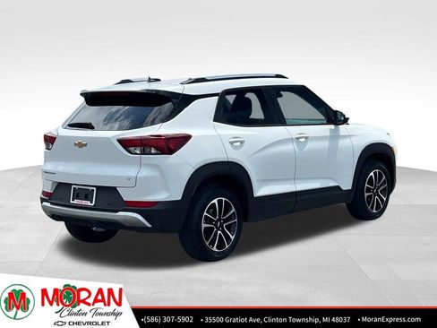 Used 2026 Chevrolet TrailBlazer LT w/ Driver Confidence Package FWD image 6