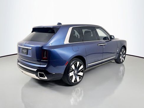 New 2026 Rolls-Royce Cullinan AWD/4WD image 8