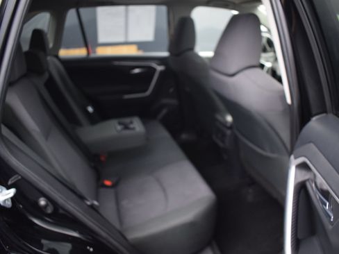 Used 2019 Toyota RAV4 XLE w/ Convenience Package AWD/4WD image 11