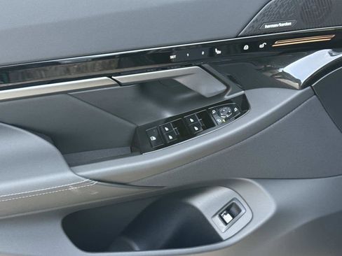 New 2026 BMW 530i xDrive 530i xDrive w/ Premium Package image 26