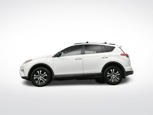Used 2016 Toyota RAV4 LE image 33
