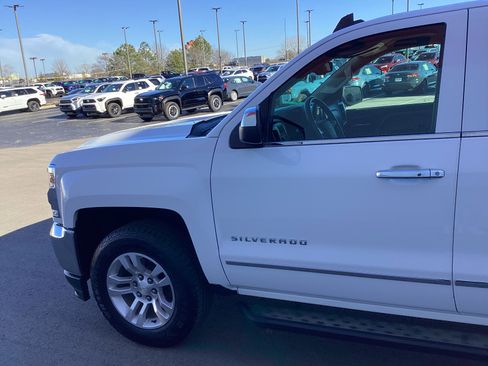 Used 2017 Chevrolet Silverado 1500 LTZ image 5