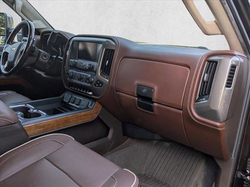 Used 2018 Chevrolet Silverado 2500 High Country w/ Duramax Plus Package image 20