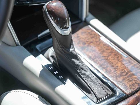 Used 2014 Cadillac XTS Platinum FWD image 21