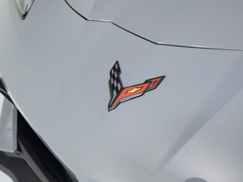 Used 2025 Chevrolet Corvette Stingray Coupe w/ 1LT RWD image 35