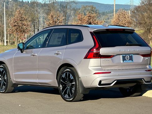 New 2026 Volvo XC60 B5 Plus w/ Protection Package Premier AWD/4WD image 5