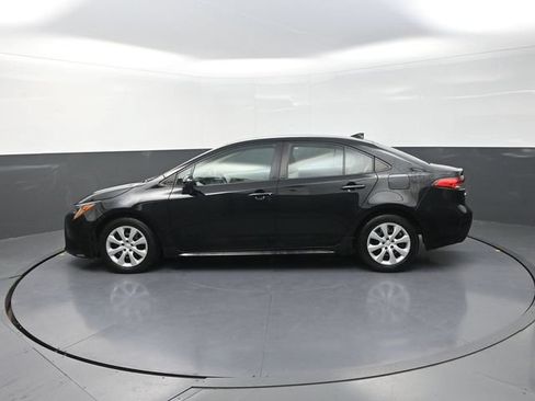 Used 2024 Toyota Corolla LE FWD image 4