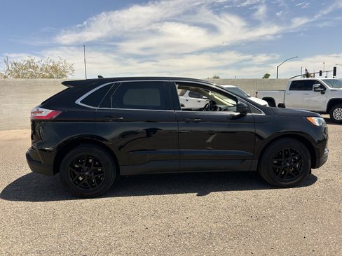 Used 2022 Ford Edge SEL AWD/4WD image 6