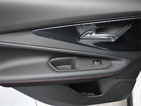 Used 2024 Chevrolet Blazer EV RS image 19