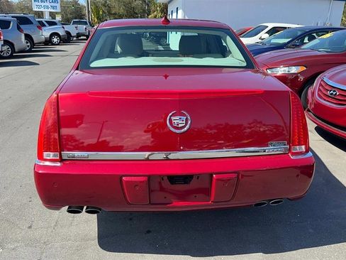 Used 2011 Cadillac DTS Luxury image 15