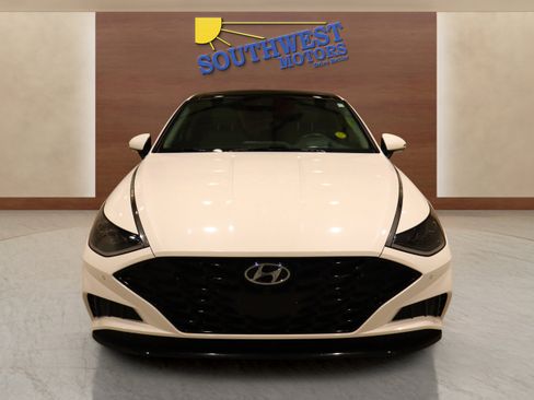 Used 2023 Hyundai Sonata Limited w/ Preferred Accessory Package image 6