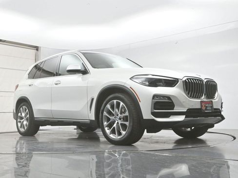 Used 2021 BMW X5 xDrive40i w/ Convenience Package AWD/4WD image 38