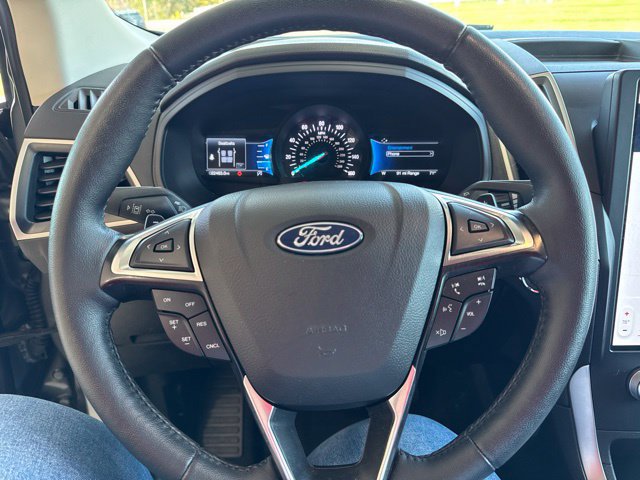 Used 2023 Ford Edge SEL w/ Convenience Package AWD/4WD image 15