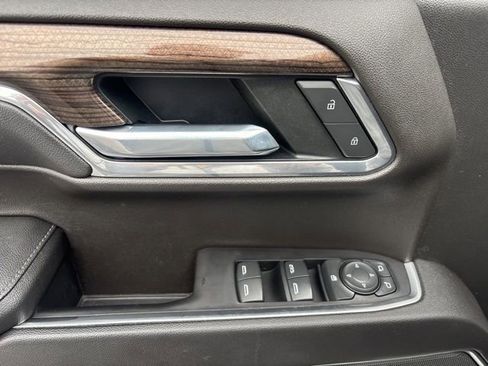 Used 2022 Chevrolet Silverado 1500 RST image 10