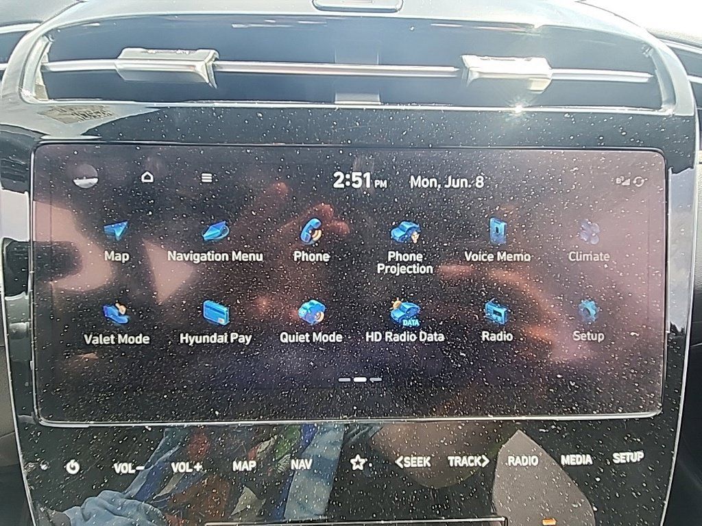 Certified 2023 Hyundai Santa Cruz Limited AWD/4WD image 17