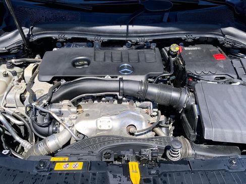 Certified 2023 Mercedes-Benz GLA 250 4MATIC image 32