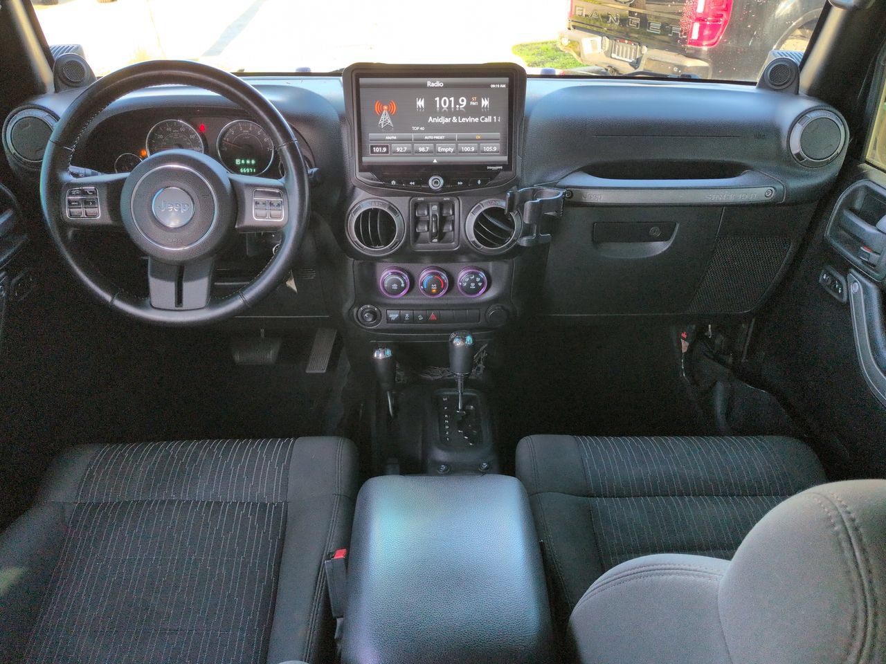 Used 2011 Jeep Wrangler Unlimited Sport AWD/4WD image 14