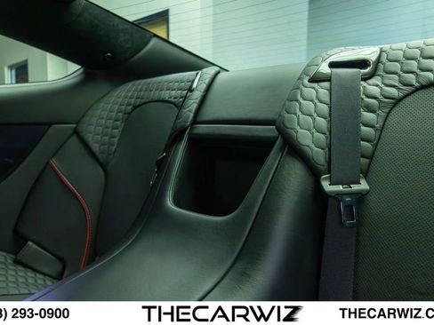 Used 2016 Aston Martin Vanquish Coupe RWD image 70