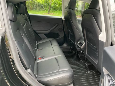 Used 2023 Tesla Model Y AWD image 20