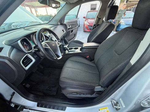 Used 2014 Chevrolet Equinox LT w/ Driver Convenience Package image 18