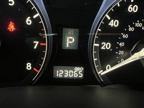 Used 2011 Lexus RX 350 AWD image 23