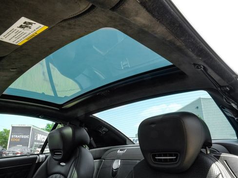 Used 2011 Mercedes-Benz SL 65 AMG image 4