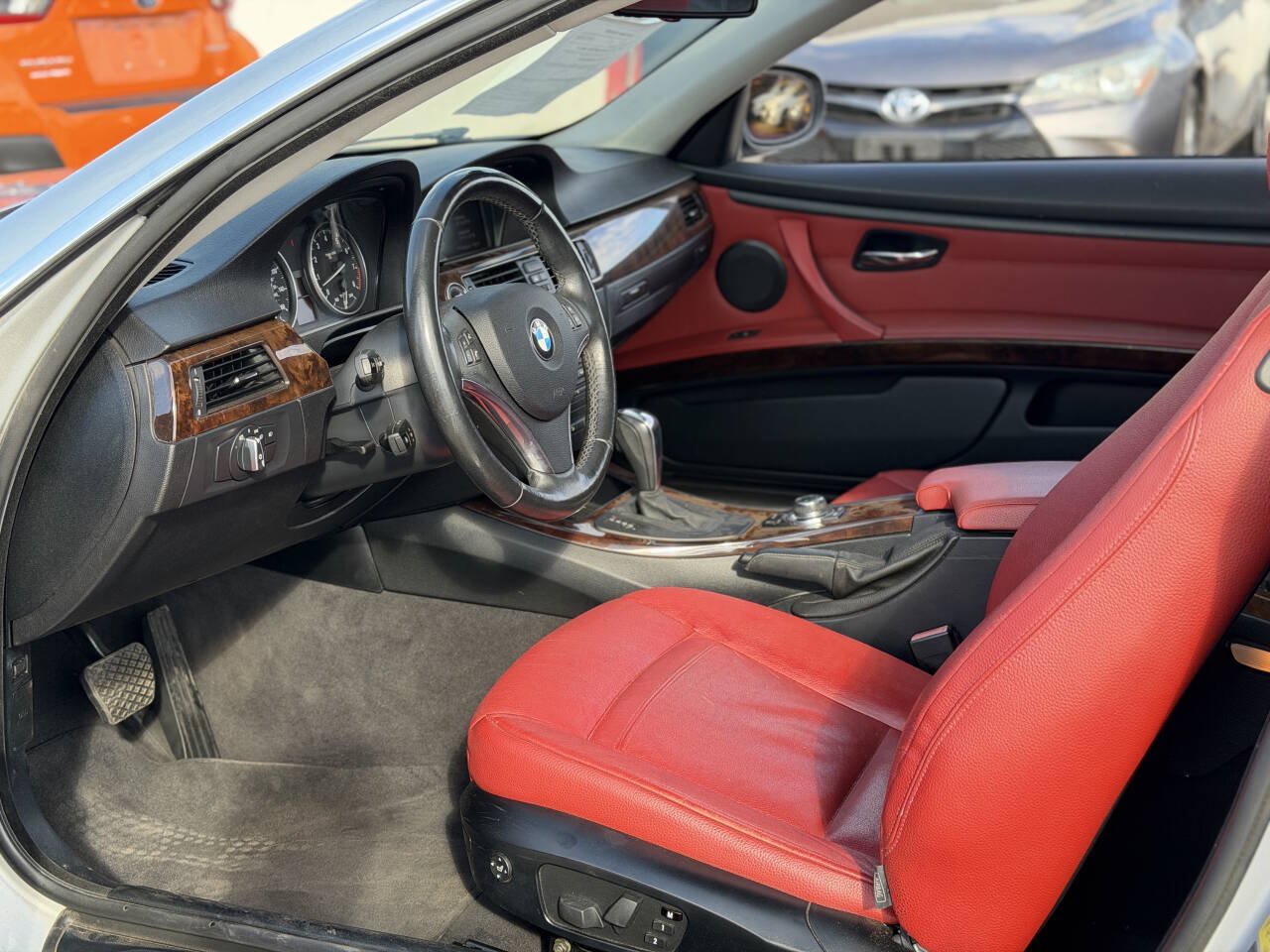 Used 2011 BMW 328i xDrive Coupe AWD/4WD image 9