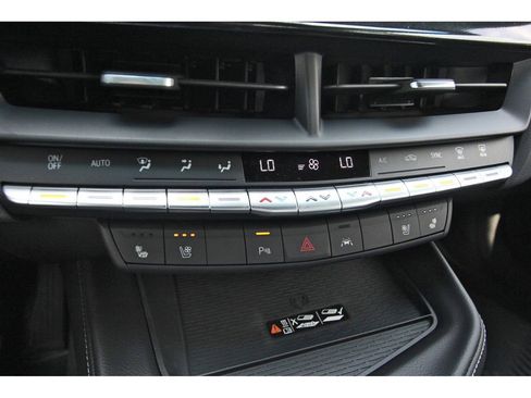 New 2025 Cadillac CT4 Premium Luxury image 18