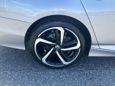 Used 2021 Honda Accord Sport image 27