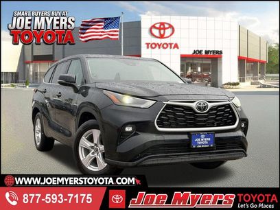 Used 2024 Toyota Highlander LE