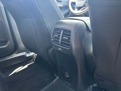 Certified 2022 Ford Escape SE w/ SE Sport Appearance Package AWD/4WD image 39