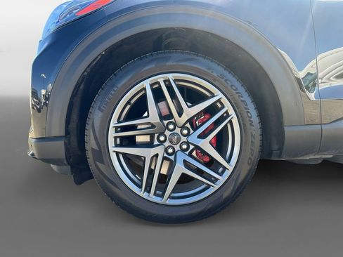 Certified 2025 Ford Explorer ST AWD/4WD image 15