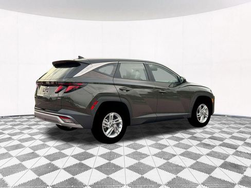 New 2026 Hyundai Tucson SE image 13