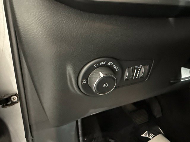 Used 2024 Jeep Compass Latitude AWD/4WD image 18
