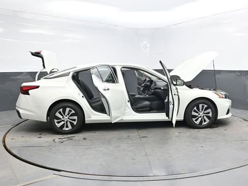 Used 2021 Nissan Altima 2.5 S FWD image 57