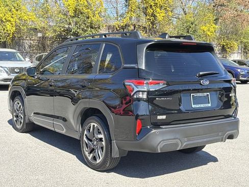 Used 2025 Subaru Forester Limited image 5