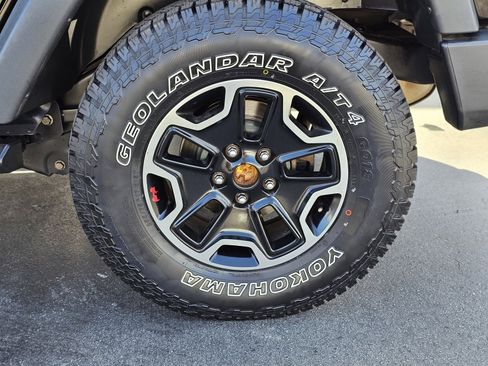 Used 2018 Jeep Wrangler Unlimited Sport S image 10