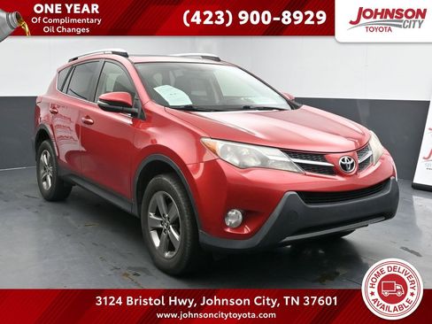 Used 2015 Toyota RAV4 XLE image 1