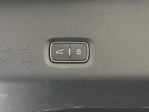 Used 2025 Ford Expedition Max Active AWD/4WD image 31