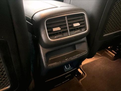 Used 2020 Mercedes-Benz GLE 350 image 34