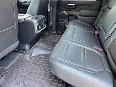 Used 2020 GMC Sierra 3500 Denali w/ Denali Ultimate Package AWD/4WD image 17