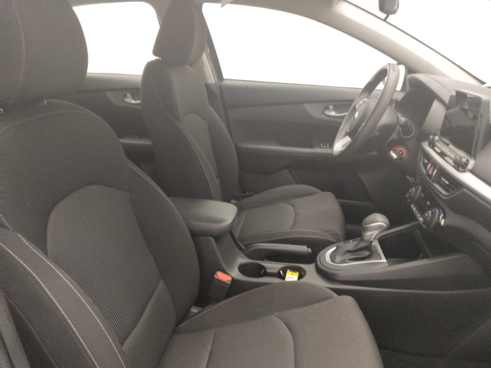 Used 2019 Kia Forte LXS FWD image 21