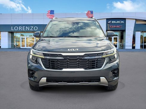 Used 2025 Kia Seltos S image 2