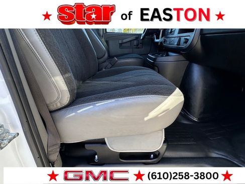 Used 2024 GMC Savana 2500 w/ Driver Convenience Package image 12