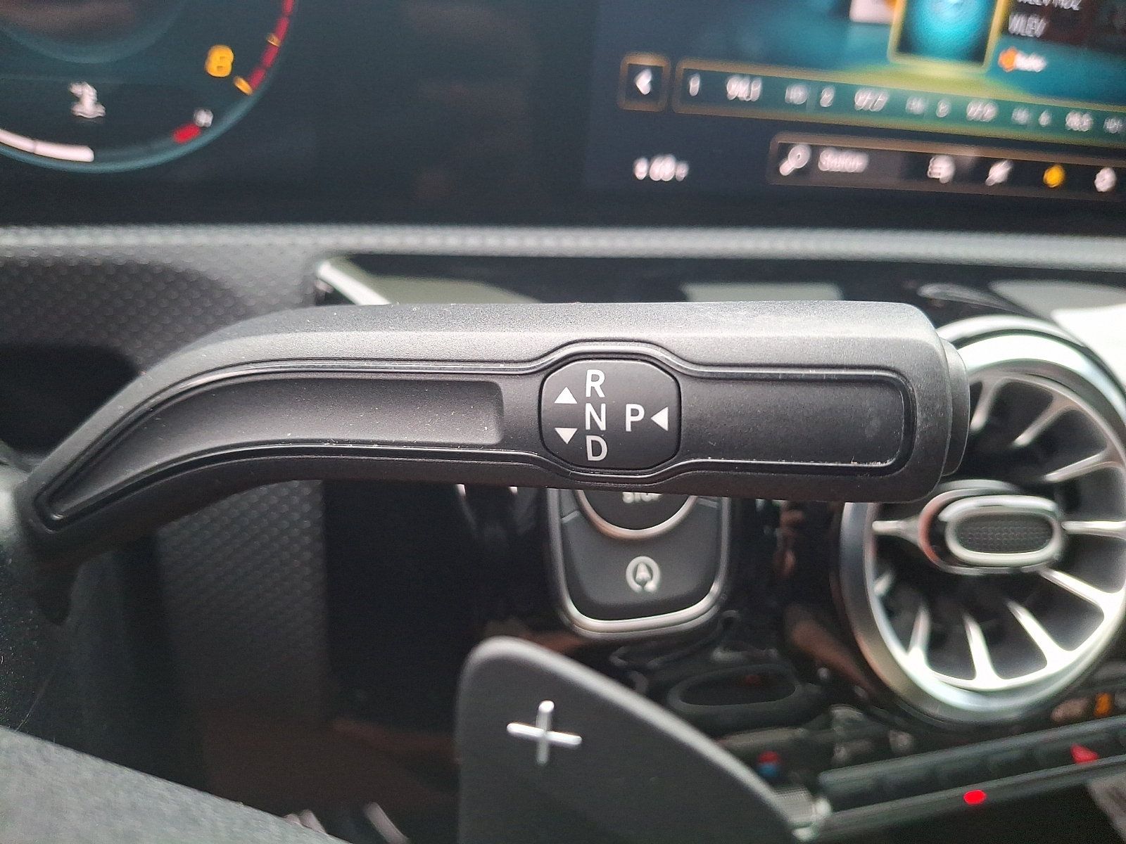 Used 2022 Mercedes-Benz CLA 250 4MATIC image 15