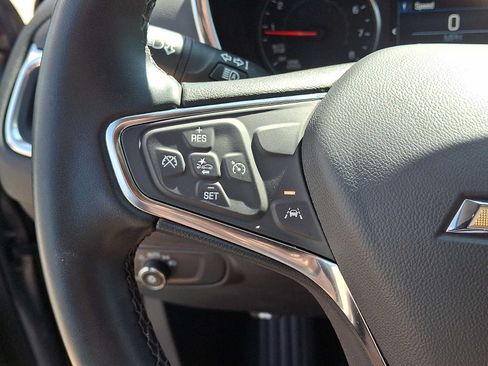 Used 2024 Chevrolet Equinox LT FWD image 20