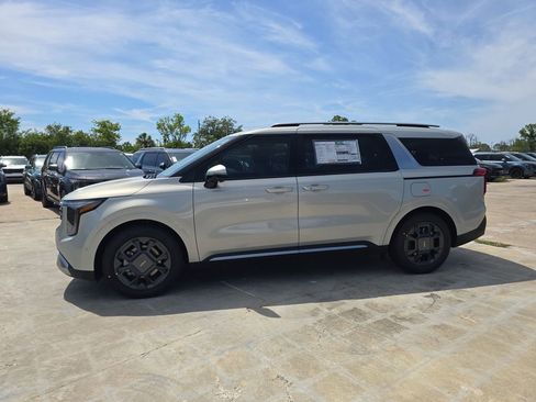 New 2026 Kia Carnival SX FWD image 5