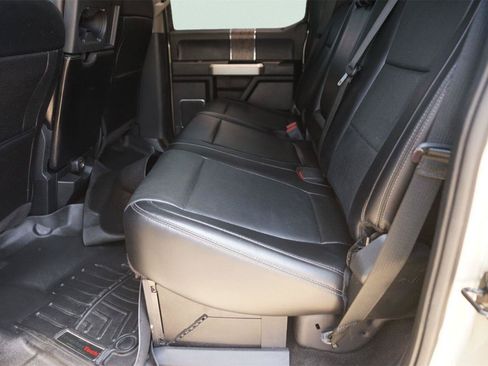 Used 2018 Ford F350 Lariat w/ Lariat Ultimate Package AWD/4WD image 12